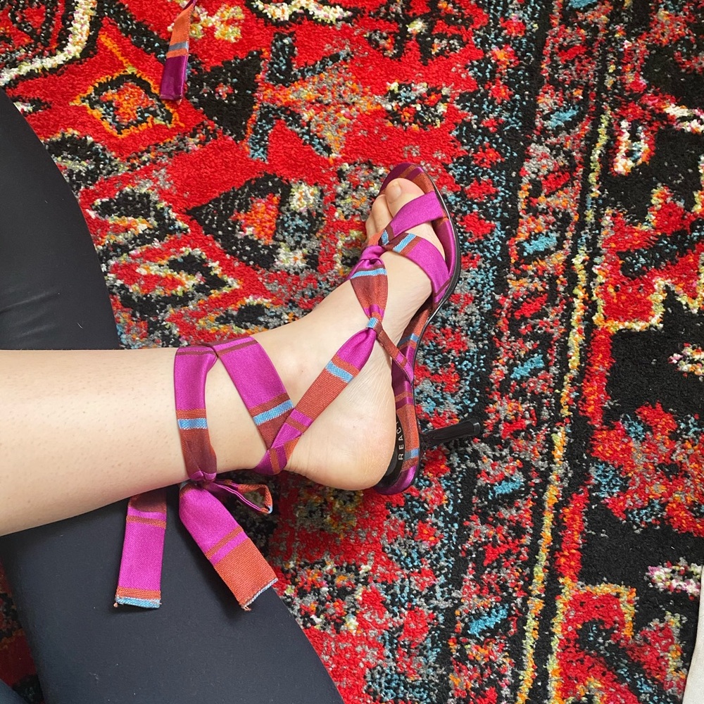 Kenneth Cole Multi-Color Wrap Heels